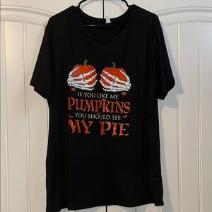 Women's Black Halloween Graphic T-Shirt